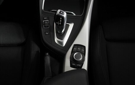 BMW 1 серия, 2018 год, 1 890 000 рублей, 22 фотография