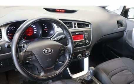 KIA cee'd III, 2013 год, 990 000 рублей, 6 фотография