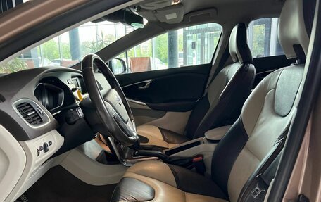 Volvo V40 II рестайлинг, 2013 год, 1 390 000 рублей, 14 фотография