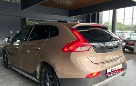 Volvo V40 II рестайлинг, 2013 год, 1 390 000 рублей, 7 фотография