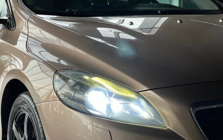 Volvo V40 II рестайлинг, 2013 год, 1 390 000 рублей, 18 фотография