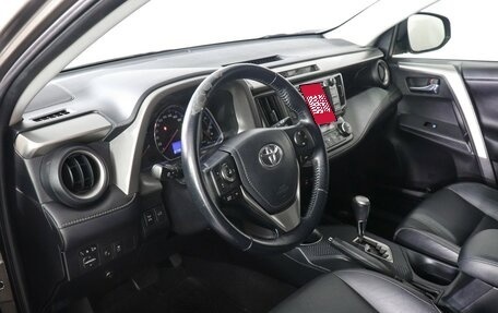 Toyota RAV4, 2015 год, 2 397 000 рублей, 9 фотография