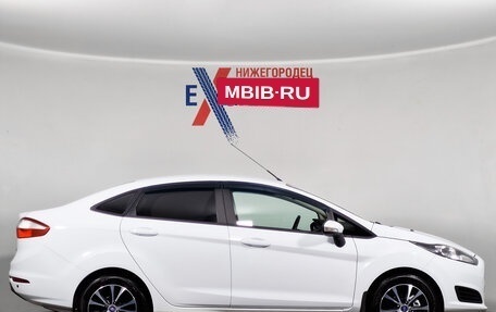 Ford Fiesta, 2016 год, 859 000 рублей, 3 фотография