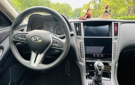 Infiniti Q50 I рестайлинг, 2021 год, 2 200 000 рублей, 9 фотография