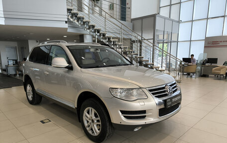 Volkswagen Touareg III, 2008 год, 899 000 рублей, 3 фотография