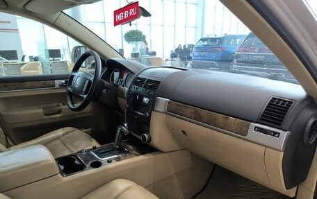 Volkswagen Touareg III, 2008 год, 899 000 рублей, 11 фотография