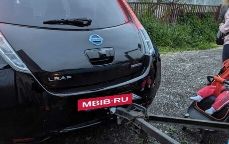 Nissan Leaf I, 2015 год, 920 000 рублей, 11 фотография