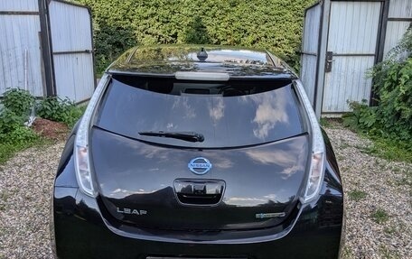 Nissan Leaf I, 2015 год, 920 000 рублей, 15 фотография