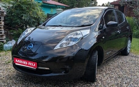 Nissan Leaf I, 2015 год, 920 000 рублей, 27 фотография