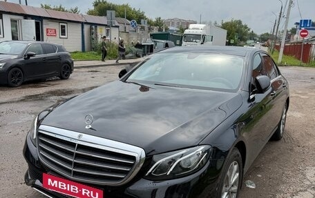 Mercedes-Benz E-Класс, 2018 год, 2 400 000 рублей, 2 фотография