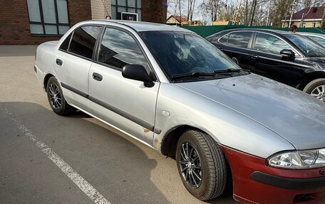 Mitsubishi Carisma I, 1999 год, 260 000 рублей, 3 фотография
