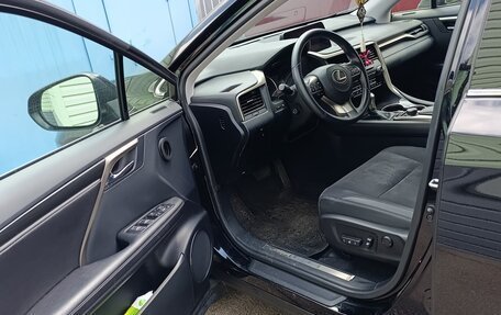 Lexus RX IV рестайлинг, 2019 год, 5 500 000 рублей, 2 фотография