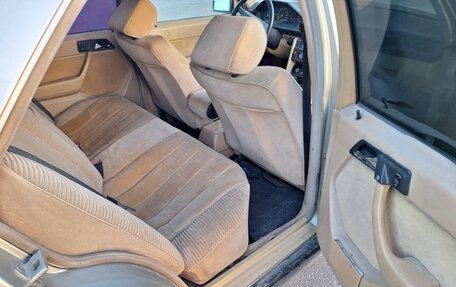 Mercedes-Benz W124, 1986 год, 350 000 рублей, 8 фотография