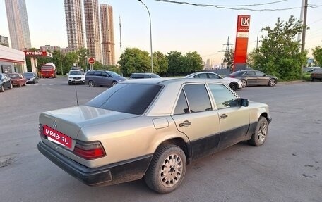 Mercedes-Benz W124, 1986 год, 350 000 рублей, 2 фотография