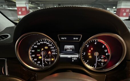 Mercedes-Benz GL-Класс, 2012 год, 3 000 000 рублей, 14 фотография