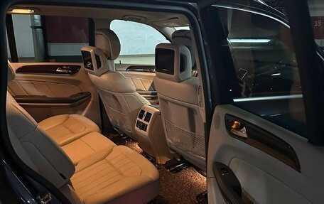 Mercedes-Benz GL-Класс, 2012 год, 3 000 000 рублей, 38 фотография
