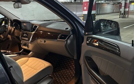 Mercedes-Benz GL-Класс, 2012 год, 3 000 000 рублей, 34 фотография