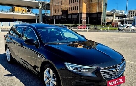 Opel Insignia II рестайлинг, 2020 год, 1 970 000 рублей, 2 фотография