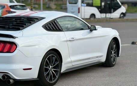 Ford Mustang VI рестайлинг, 2015 год, 1 999 999 рублей, 2 фотография