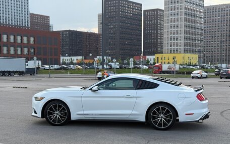 Ford Mustang VI рестайлинг, 2015 год, 1 999 999 рублей, 6 фотография