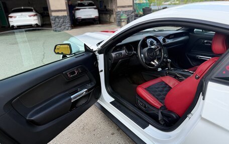 Ford Mustang VI рестайлинг, 2015 год, 1 999 999 рублей, 12 фотография
