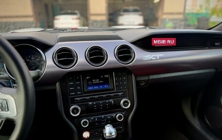 Ford Mustang VI рестайлинг, 2015 год, 1 999 999 рублей, 9 фотография