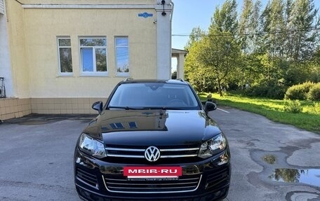 Volkswagen Touareg III, 2011 год, 2 000 000 рублей, 20 фотография