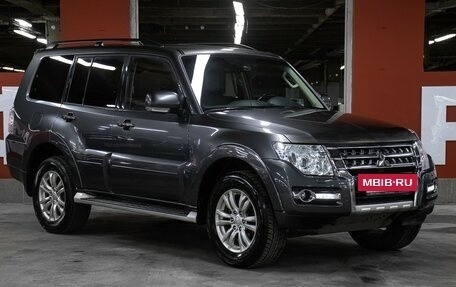 Mitsubishi Pajero IV, 2014 год, 2 549 000 рублей, 3 фотография