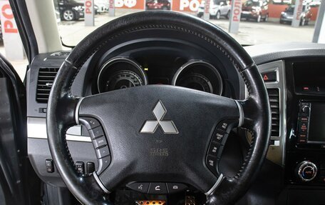Mitsubishi Pajero IV, 2014 год, 2 549 000 рублей, 17 фотография