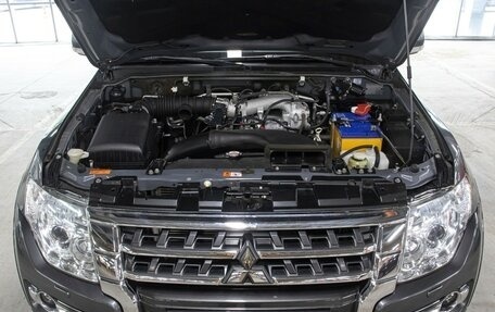 Mitsubishi Pajero IV, 2014 год, 2 549 000 рублей, 9 фотография