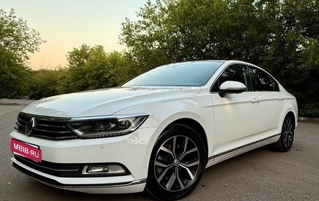 Volkswagen Passat B8 рестайлинг, 2018 год, 2 600 000 рублей, 3 фотография