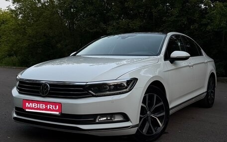 Volkswagen Passat B8 рестайлинг, 2018 год, 2 600 000 рублей, 2 фотография