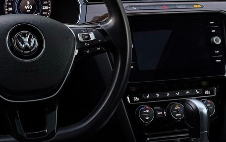 Volkswagen Passat B8 рестайлинг, 2018 год, 2 600 000 рублей, 9 фотография