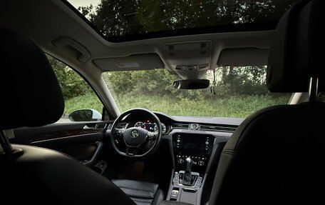 Volkswagen Passat B8 рестайлинг, 2018 год, 2 600 000 рублей, 14 фотография