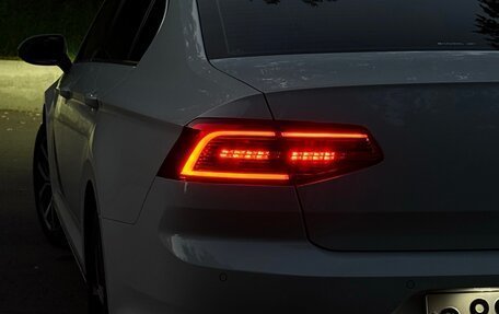Volkswagen Passat B8 рестайлинг, 2018 год, 2 600 000 рублей, 28 фотография