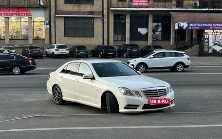 Mercedes-Benz E-Класс, 2011 год, 1 330 000 рублей, 3 фотография
