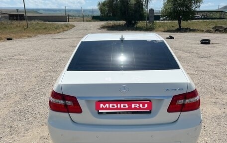 Mercedes-Benz E-Класс, 2011 год, 1 330 000 рублей, 10 фотография