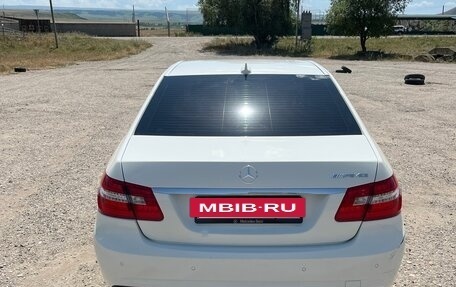 Mercedes-Benz E-Класс, 2011 год, 1 330 000 рублей, 13 фотография