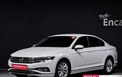 Volkswagen Passat B8 рестайлинг, 2021 год, 2 200 000 рублей, 1 фотография