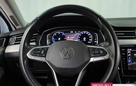Volkswagen Passat B8 рестайлинг, 2021 год, 2 200 000 рублей, 9 фотография
