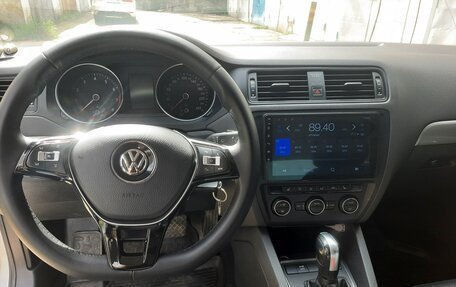 Volkswagen Jetta VI, 2015 год, 1 350 000 рублей, 1 фотография
