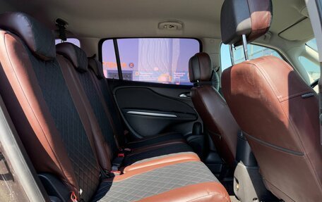 Opel Zafira C рестайлинг, 2014 год, 1 285 000 рублей, 4 фотография