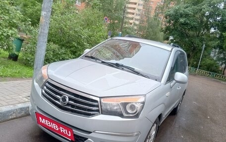 SsangYong Stavic, 2014 год, 1 260 000 рублей, 3 фотография