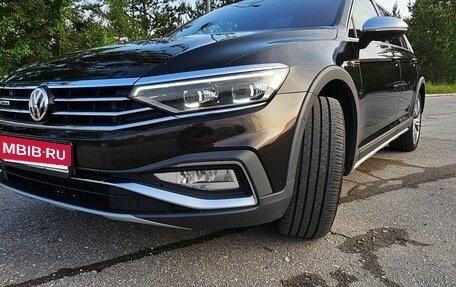 Volkswagen Passat B8 рестайлинг, 2020 год, 4 150 000 рублей, 3 фотография