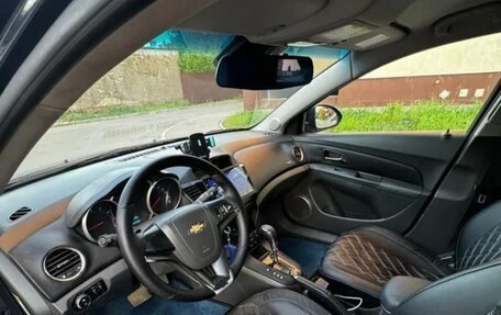 Chevrolet Cruze II, 2009 год, 600 000 рублей, 7 фотография