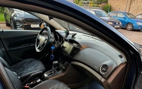 Chevrolet Cruze II, 2009 год, 600 000 рублей, 8 фотография