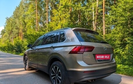 Volkswagen Tiguan II, 2019 год, 2 400 000 рублей, 4 фотография