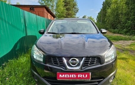 Nissan Qashqai, 2010 год, 900 000 рублей, 3 фотография