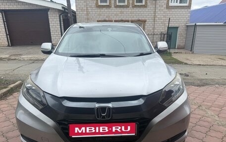 Honda Vezel, 2014 год, 1 300 000 рублей, 6 фотография