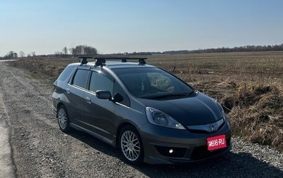 Honda Fit Shuttle I рестайлинг, 2012 год, 875 000 рублей, 1 фотография
